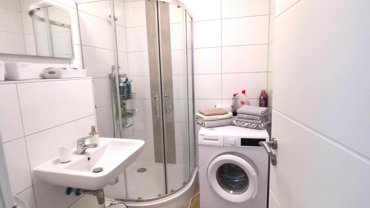 Appartamento 3-Zimmer, Bis 6 Personen Mit Parkplatz Mülheim an der Ruhr Esterno foto